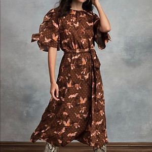 BELLA RECYCLED POLYESTER RUFFLED-SLEEVE DRESS